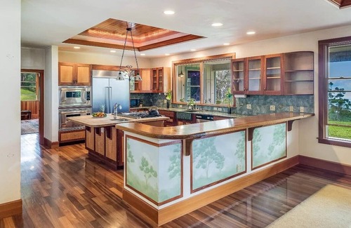 Holualoa Casa | Spacious 5-Bedroom Oceanview House in Holualoa