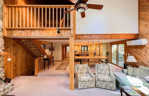 North Conway Casa | Spacious 5 Bedroom N. Conway Home | Best Location!