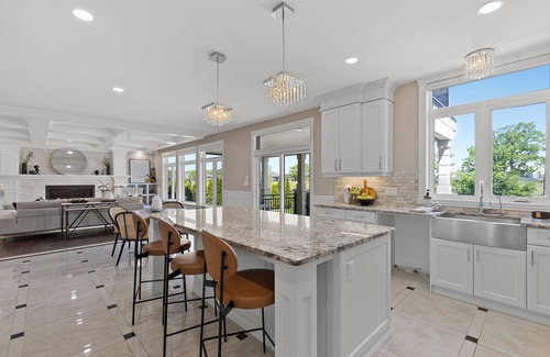 LaSalle Villa | Spacious 5-bedroom villa in amazing Seven Lakes golf course in Windsor