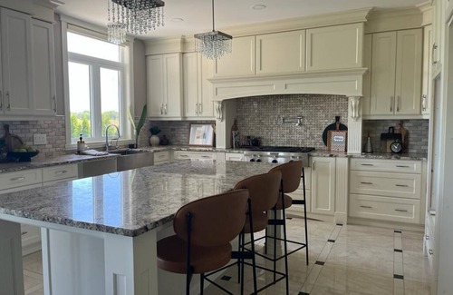 LaSalle Villa | Spacious 5-bedroom villa in amazing Seven Lakes golf course in Windsor