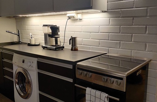 Koillinen District Apartamento | Spacious 57-sqm, ground-floor flat in Helsinki, perfect for two persons!