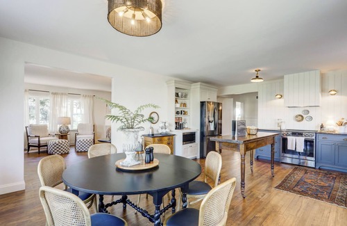 Gordonville Casa | Spacious 5bdrm house with AC and WiFi /Family Friendly/Fire Pit /HOT TUB