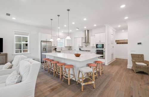 Santa Rosa Beach Hotel | Spacious 5BR 30A Home Golf Cart Pool Bikes