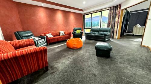 Halswell Casa | Spacious 5BR Family Escape on Busch Lane