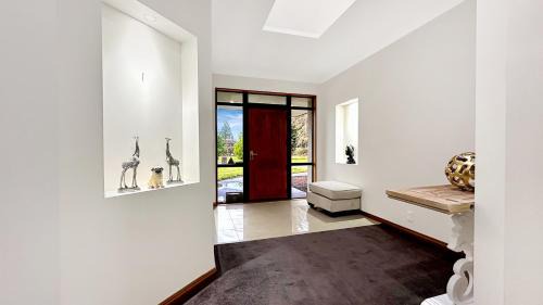 Halswell Casa | Spacious 5BR Family Escape on Busch Lane