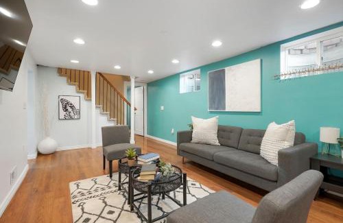 Arvada Plaza Area Casa | Spacious 5br Retreat W Hot Tub & Bbq