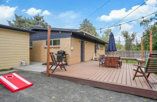 Arvada Plaza Area Casa | Spacious 5br Retreat W Hot Tub & Bbq