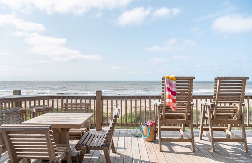 Port Bolivar Casa | Spacious 5BR Beachfront Perfect for Groups