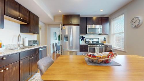 North Cambridge Apartamento | Spacious 5br W Ac, Near Harvard & Davis Sq
