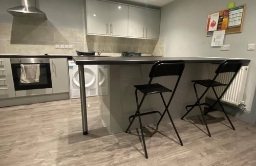 Skegby Casa | Spacious 6-Bedroom, 8 bathroom Home, Sleeps 12, Perfect for Family & Groups!