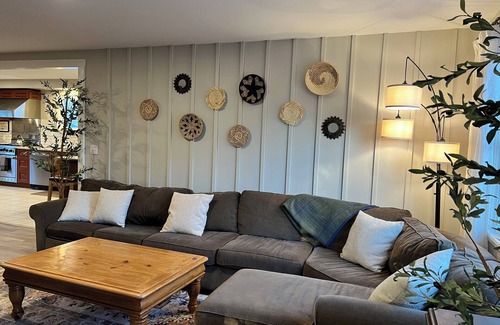 South End Casa | Spacious 6+ bdr 2 ba, walk to breweries & downtown
