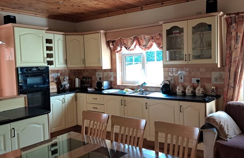 Kilmovee Casa | Spacious 6-Bed House 10 minutes from Knock Airport