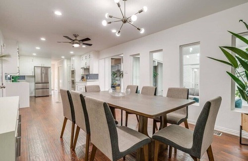 Grand Prairie Casa | Spacious 6-bedroom house in delightful Grand Prairie with Pool