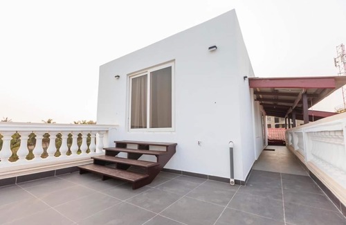 Victoria Borg Casa | Spacious 6-bedroom Beach house with pool at unique location
