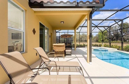 Sunridge Woods Casa | Spacious 6-bedroom home Pool & Spa!