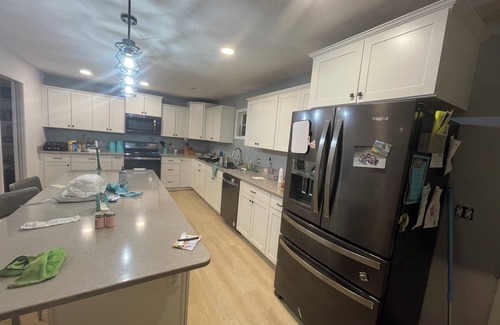 Boonville Casa | Spacious 6-bedroom house in awesome Boonville with WiFi, 8acres, outdoor gym eq.