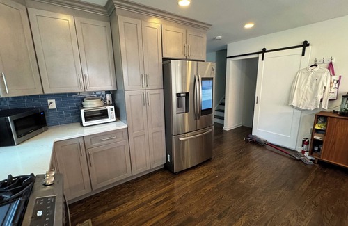 Princeton Casa | Spacious 6-bedroom house with WiFi and AC in charming Princeton