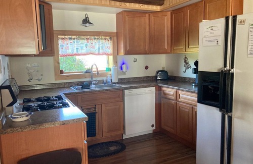 Enosburg Falls Casa | Spacious 6-bedroom house with WiFi and AC in Enchanting Enosburg