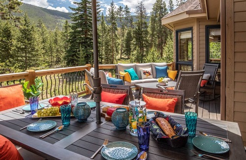 Keystone Casa | Spacious 6 Bedroom with hot tub on Keystone Ranch Golf Course