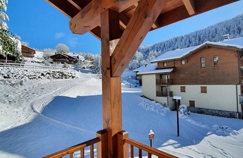 Cohennoz Apartamento | Apartamento para 6 personas con piscina, balcón y garaje cubierto, Crest-Voland