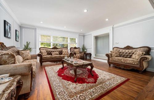 White Plains Casa | Spacious 6BR Getaway Game Room Firepit NYC