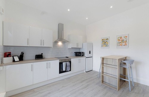 South Shields Casa | Spacious! 6BR in Beach Road