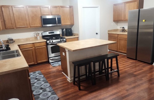Concord Casa | Spacious 6BR + Neon Den in Charming Concord!