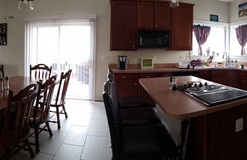 Severn Casa | Spacious 6BR Retreat in Fabulous Severn, Fitness Room, AC & Fast WiFi!