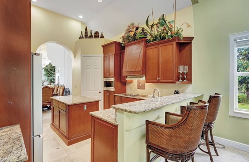 Hunt Club Casa | Spacious 7-bedroom house in amazing West Palm Beach with WiFi, AC