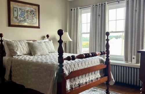 New Haven Otro | Spacious 7-bedroom Farmhouse in New Haven - On Bourbon Trail!