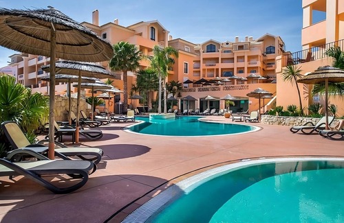 Praia da Luz Hotel | Spacious Accommodation Close to Porto de Mos Beach! 3 Onsite Pools, Free Parking