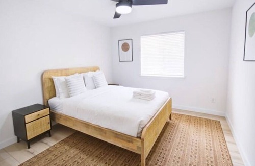 Farmers Branch Casa | Spacious Addison 3BR Gem