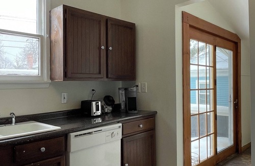 Allentown Apartamento | Spacious Allentown Apartment with Free Parking