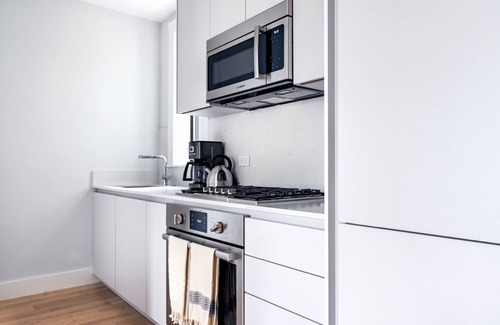 Brighton Apartamento | Spacious Allston 2BR w/ W/D in basement