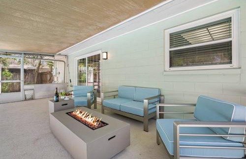 Brandon Casa | Spacious & Amazing Home w/Big Pool and Patio