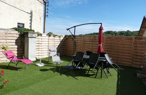 Chatel-Guyon Casa | Spacious and bright townhouse