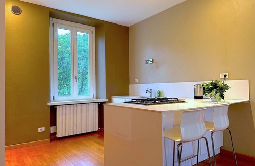 Bergamo Apartamento | Spacious and bright apartment at the foot of the Upper Town - Parking space included