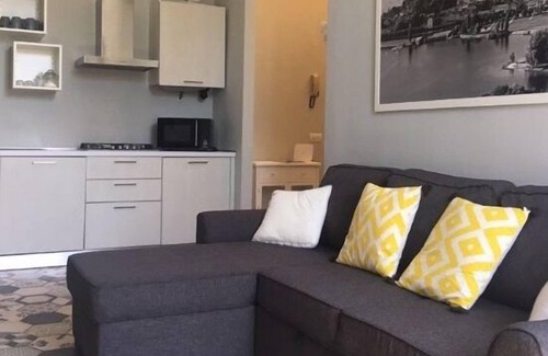 Angera Apartamento | Apartamento amplio y luminoso en una excelente ubicación.