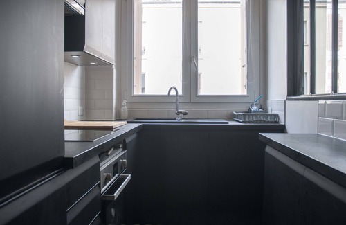 Clichy Apartamento | Spacious And Bright Apt Located In Clichy!