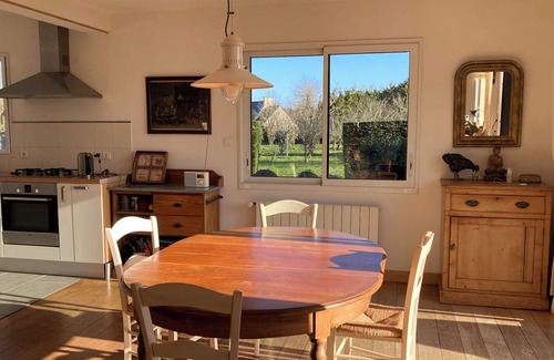Pont-l'Abbe Casa | Spacious and bright house on large plot 10 min walk from Pont L' Abbé