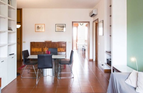 Lambrate Casa | Spacious and bright one bedroom apartment