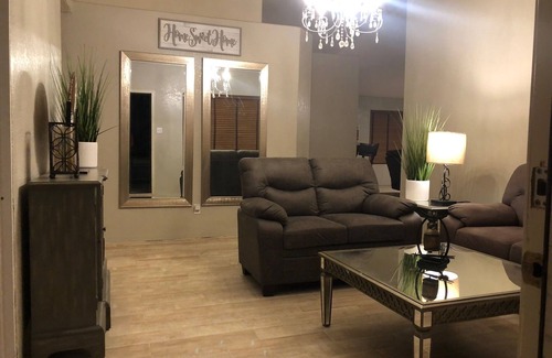Yuma Casa | Spacious and centralized, 5-15 minutes from most local things