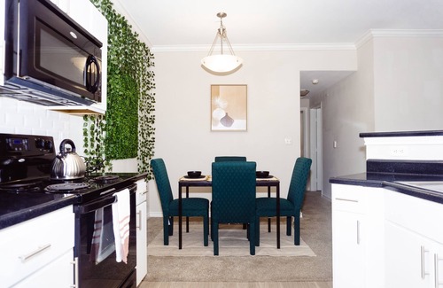 Oak Cliff Apartamento | Spacious and centrally located