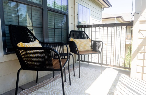Oak Cliff Apartamento | Spacious and centrally located