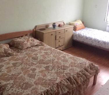 Vozuca Casa | Spacious and Charming House in Vozuća with Large Garden