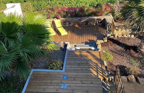 Sari-Solenzara Villa | Spacious and comfortable house with sea and vineyard view.