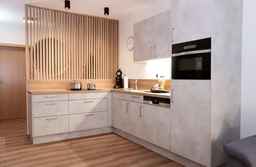 Haundorf Apartamento | Amplio y confortable apartamento con vista al lago **** (78 metros cuadrados) para hasta 4 personas con balcón - vacaciones en la granja