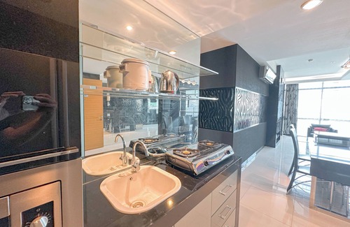 Surabaya Apartamento | Spacious And Comfortable Living 3Br Apartment At Aryaduta Residence