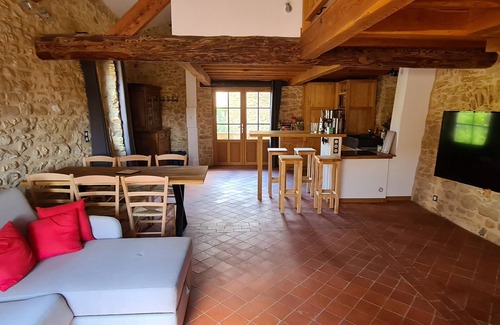 Sabran Apartamento | Spacious and comfortable 3-star apartment