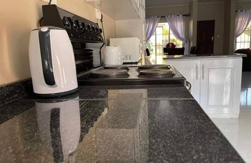 Lusaka Apartamento | Spacious and Harmonious 2 Bedroomed Apartment